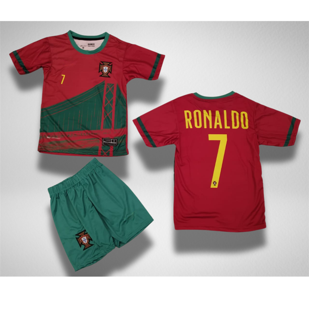 DRES CRISTIANO RONALDO - PORTUGAL 2- DEČIJI