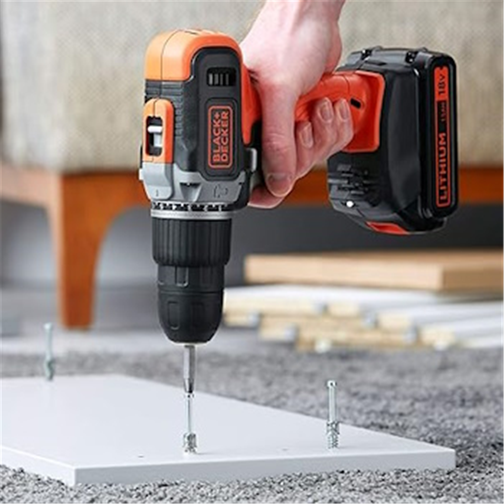 Black&Decker aku udarna bušilica 18V 1.5Ah BCD003C2K-QW