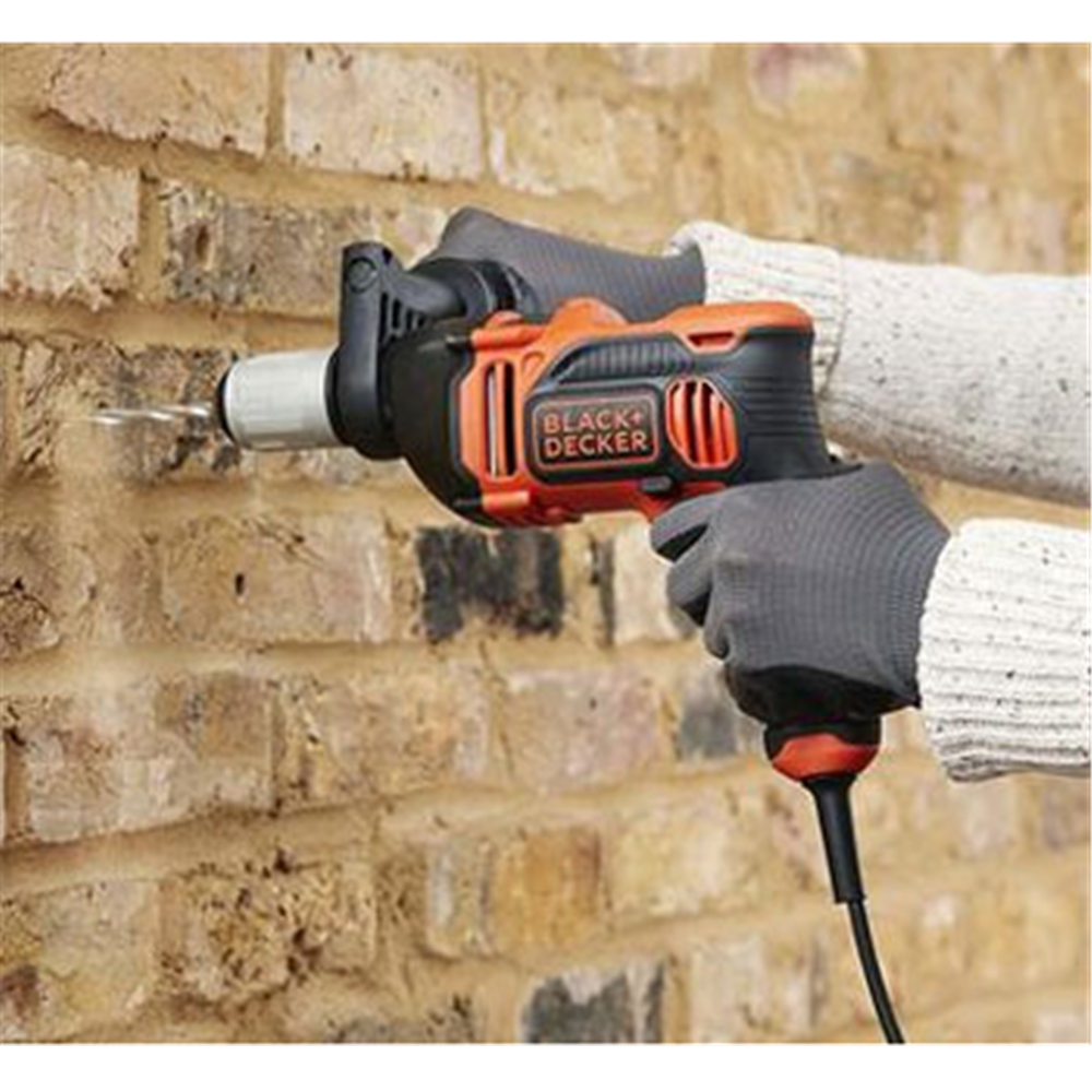 Black&Decker udarna bušilica 850W BEH850K