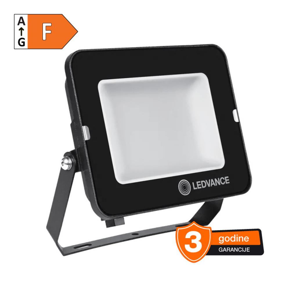 LEDVANCE LED reflektor 50W toplo bela 4058075574854